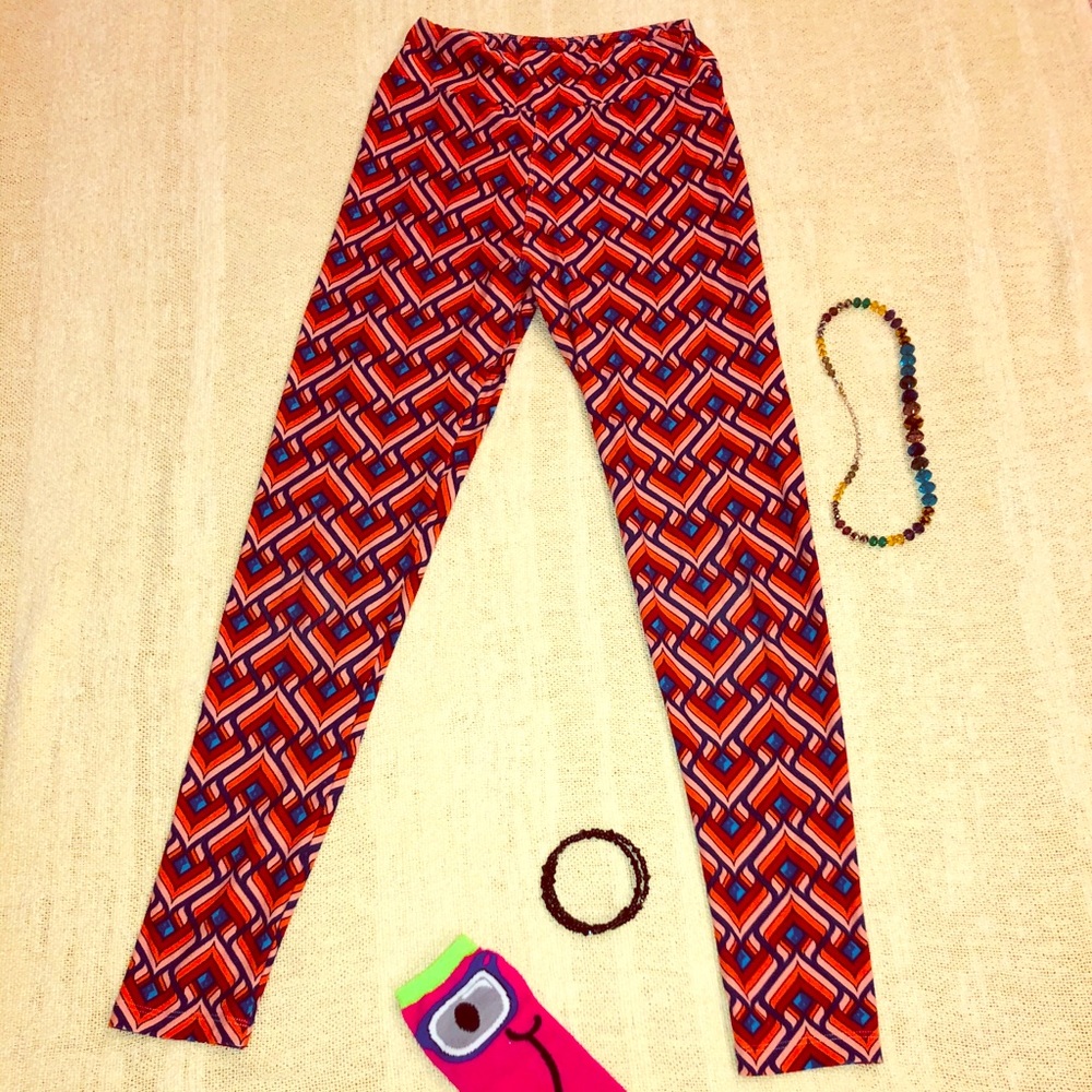 SOLD! LuLaRoe colorful leggings! TWEEN size.
